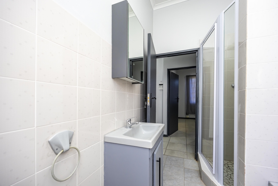 To Let 3 Bedroom Property for Rent in Beacon Bay Eastern Cape